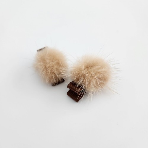 Brown Pompom