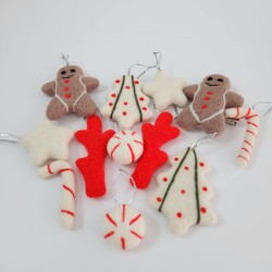 Tree Ornaments 4