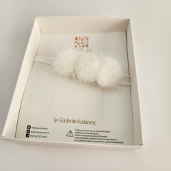 White Pompom 4