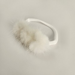 White Pompom 3