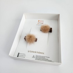 Brown Pompom 5